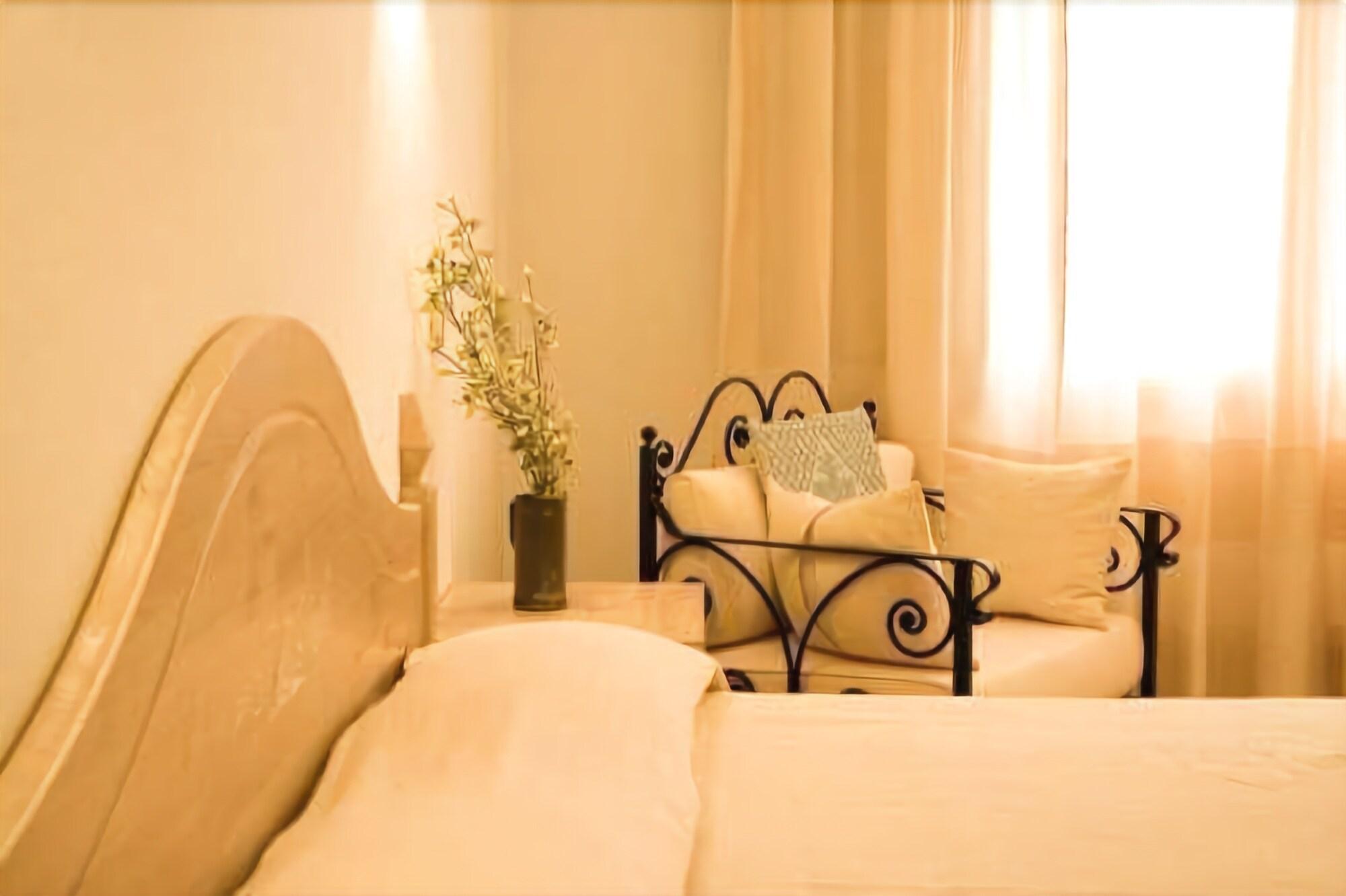 Hotel Libyssonis 20/32
