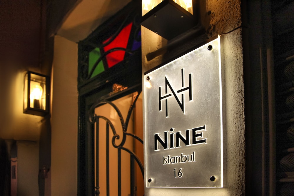 NINE ISTANBUL HOTEL 27/50