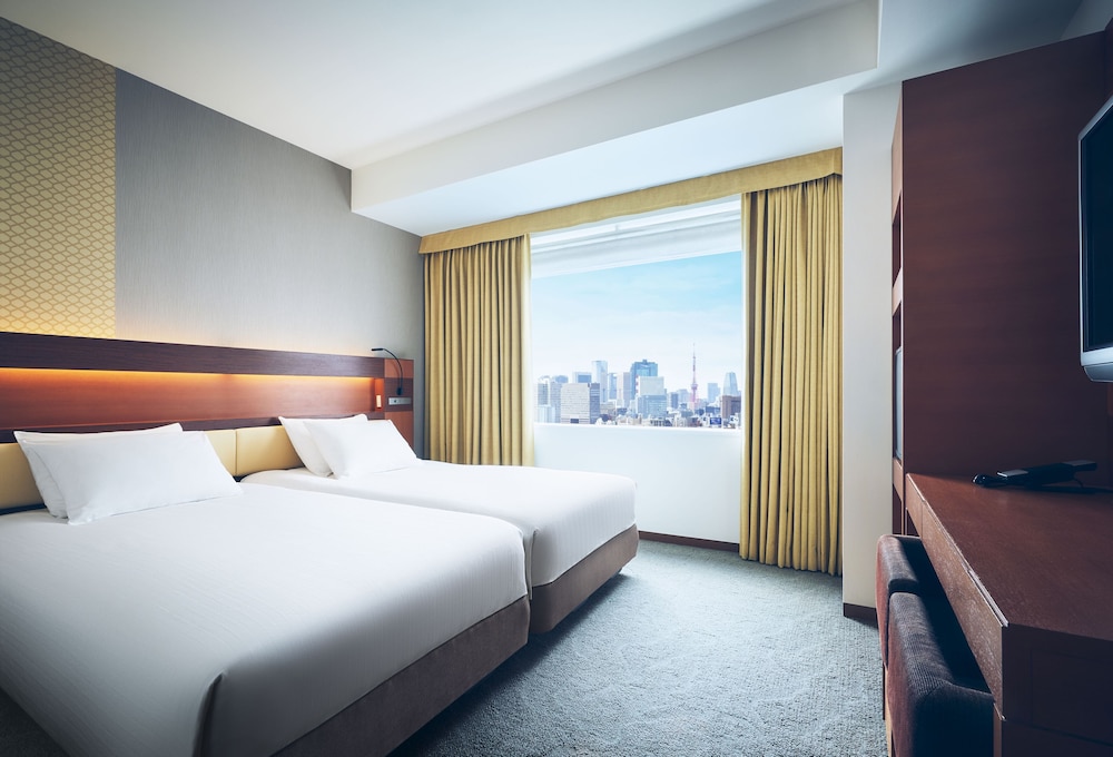 Hollywood, Standard, Twin Beds