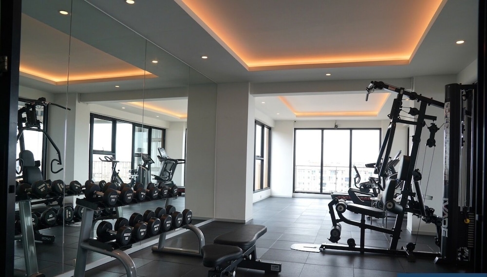 130 Hotel & Residence Bangkok 53/83