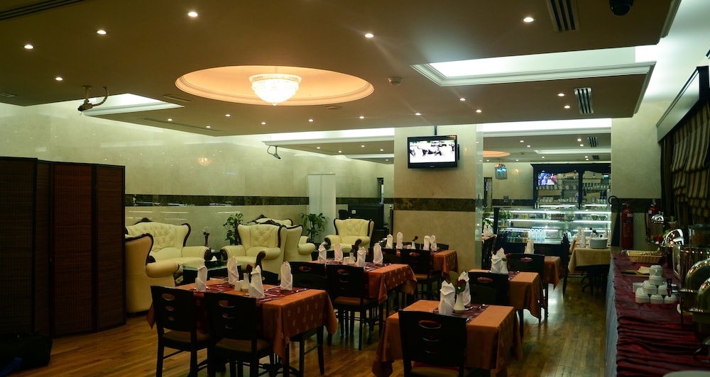 restaurant-cafeteria