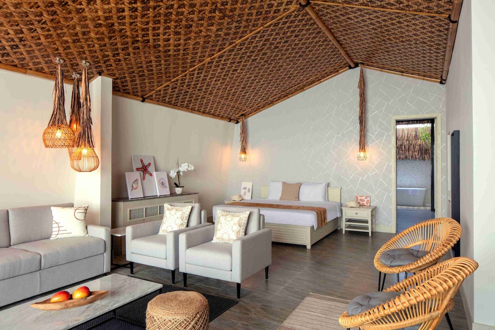 Anantara World Islands Dubai Resort 50/78
