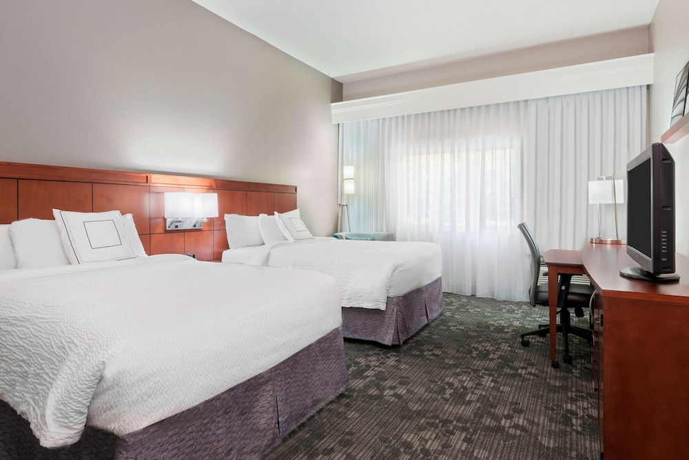 Courtyard By Marriott Sarasota Bradenton Airport 7/42