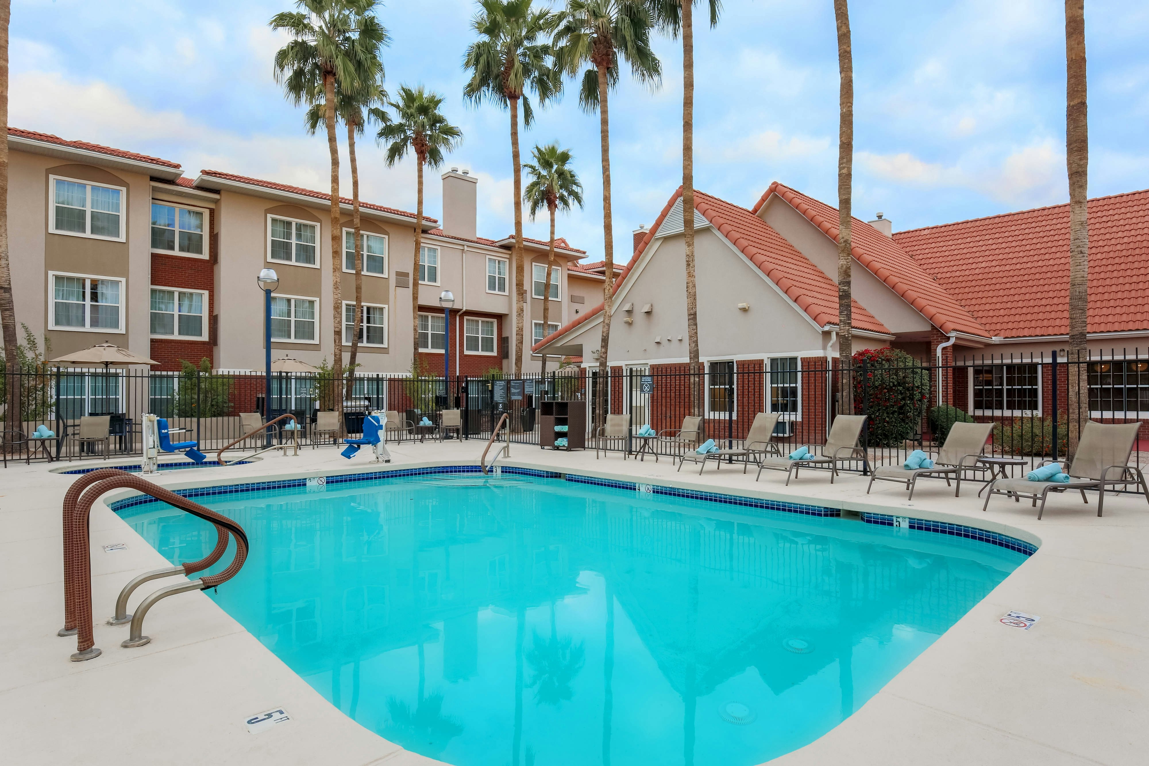 Residence Inn Phoenix Chandler/Fashion Center 32/32