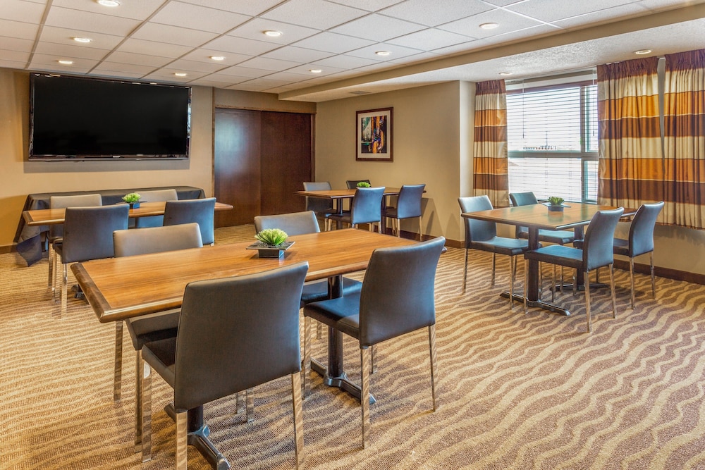 Microtel Inn Suites By Wyndham Fort St John 29/35