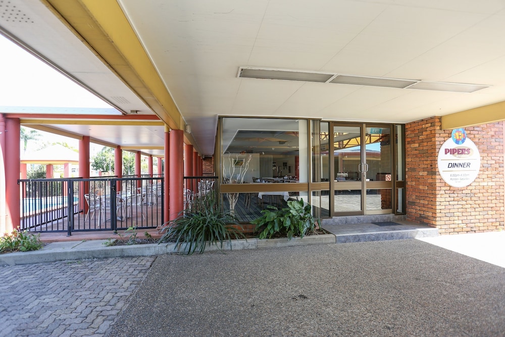 Reef Resort Motel 5/36