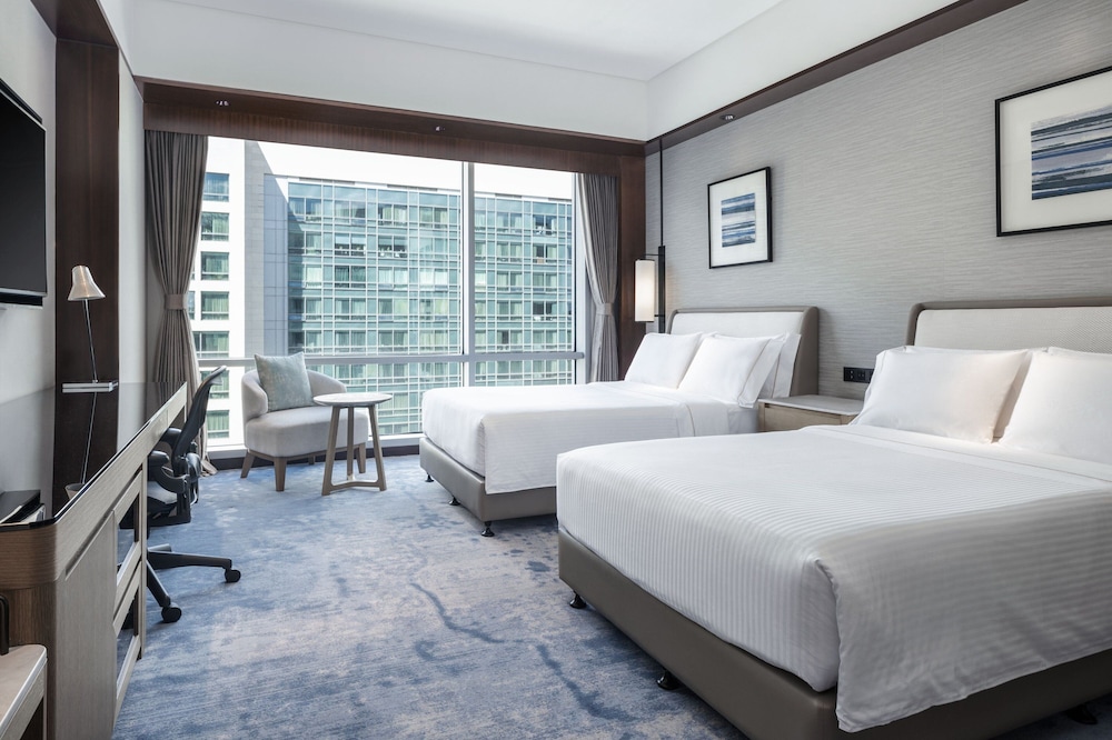 غرفة كلوب بسريرين مزدوجين بإطلالة على المدينة