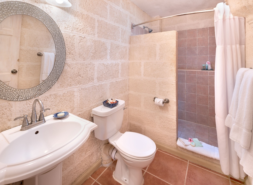 Little Arches Boutique Hotel Barbados 47/50
