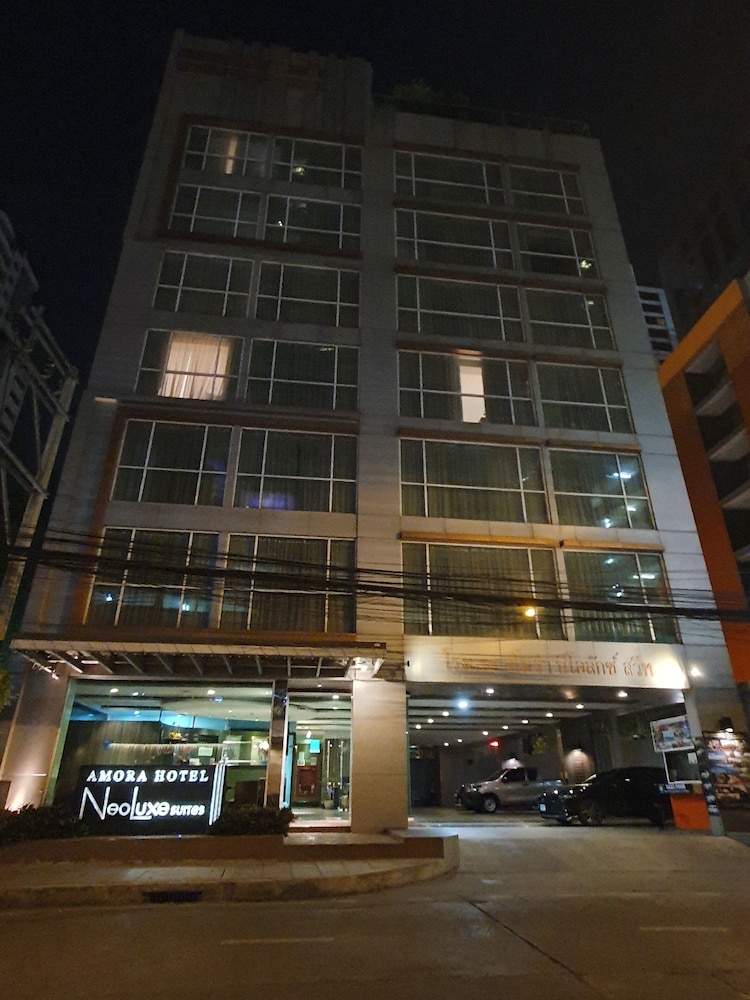Amora Neoluxe Hotel in BANGKOK