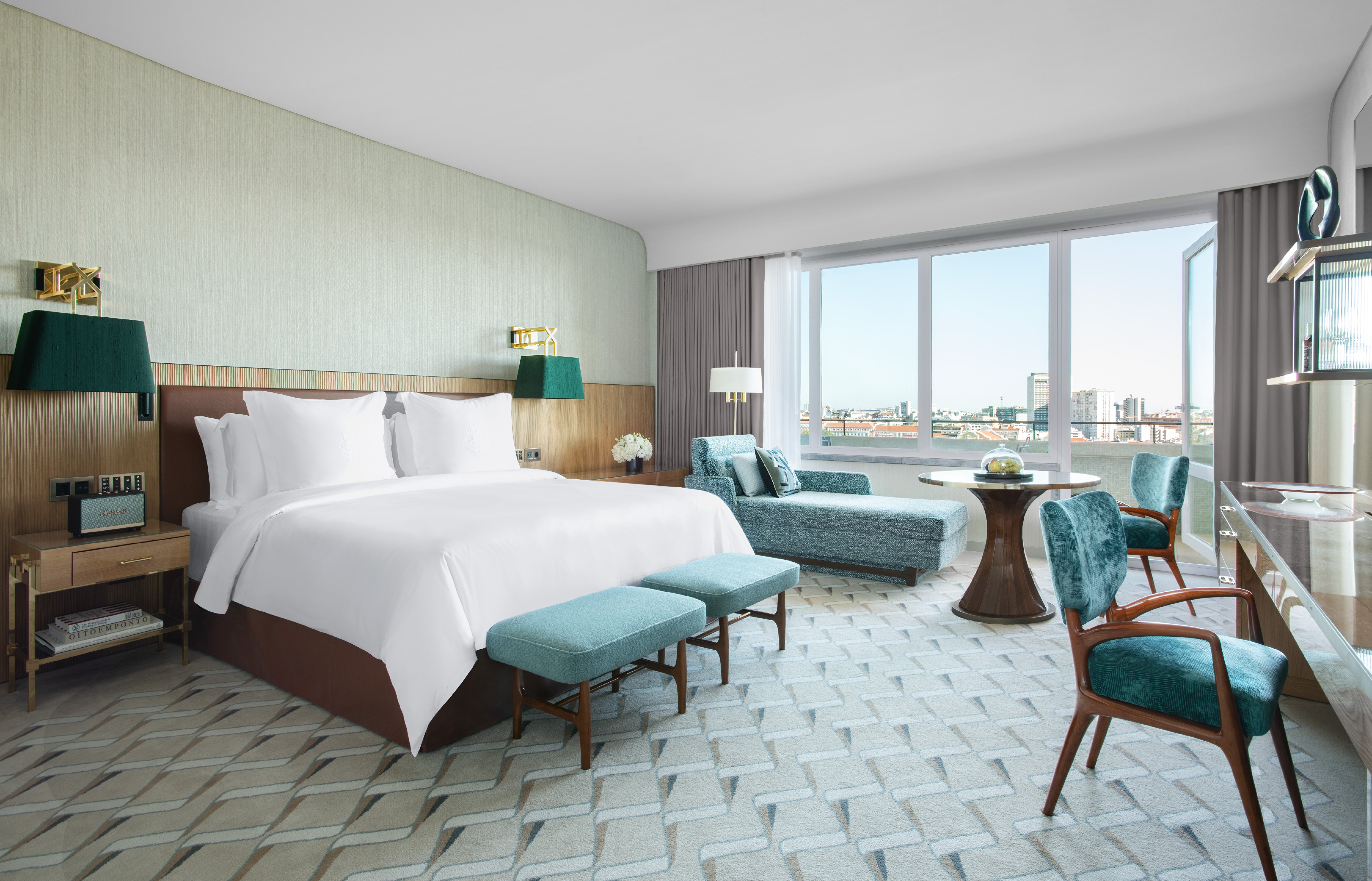 Premier, King Bed, Park View