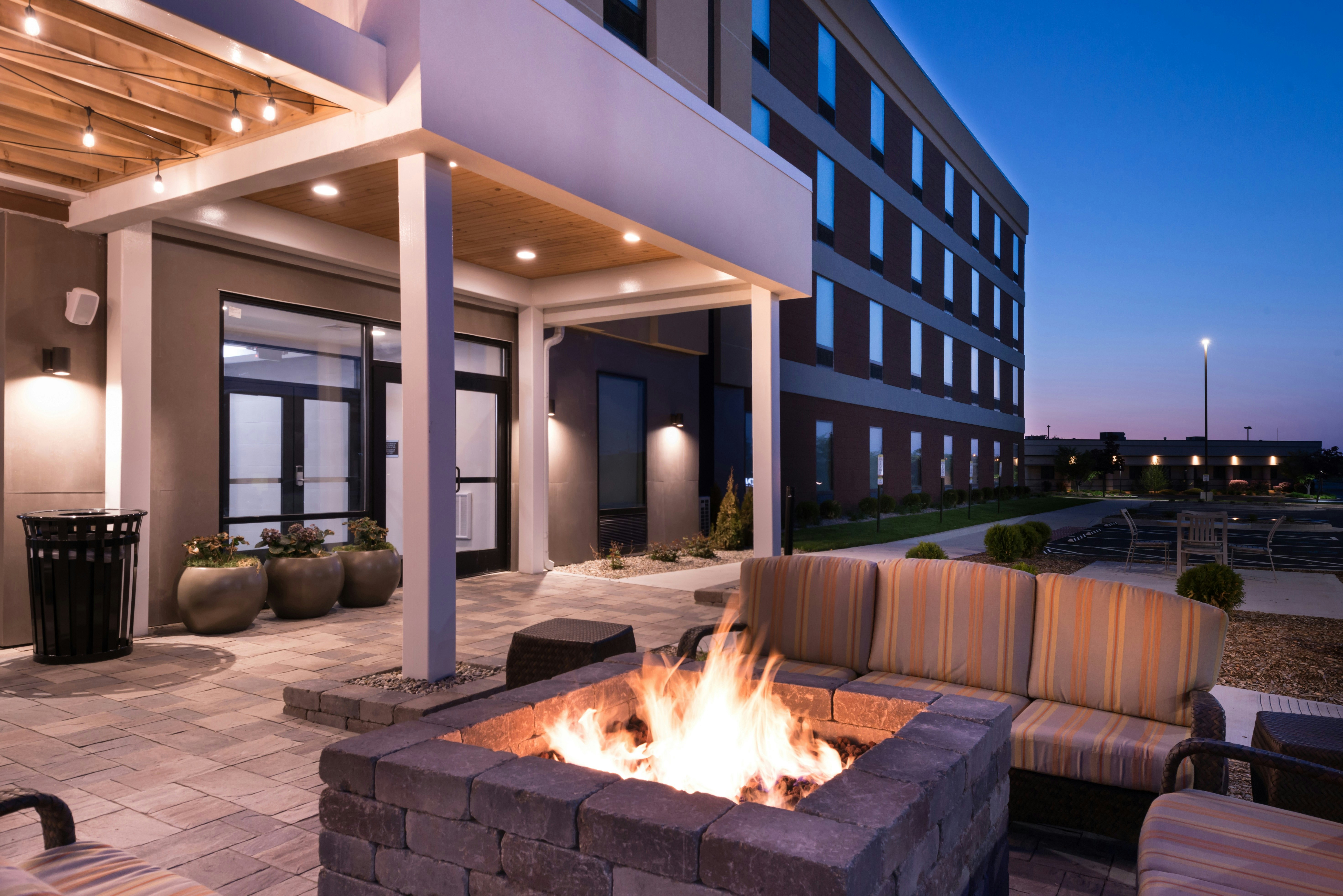 Home2 Suites By Hilton Merrillville 25/57
