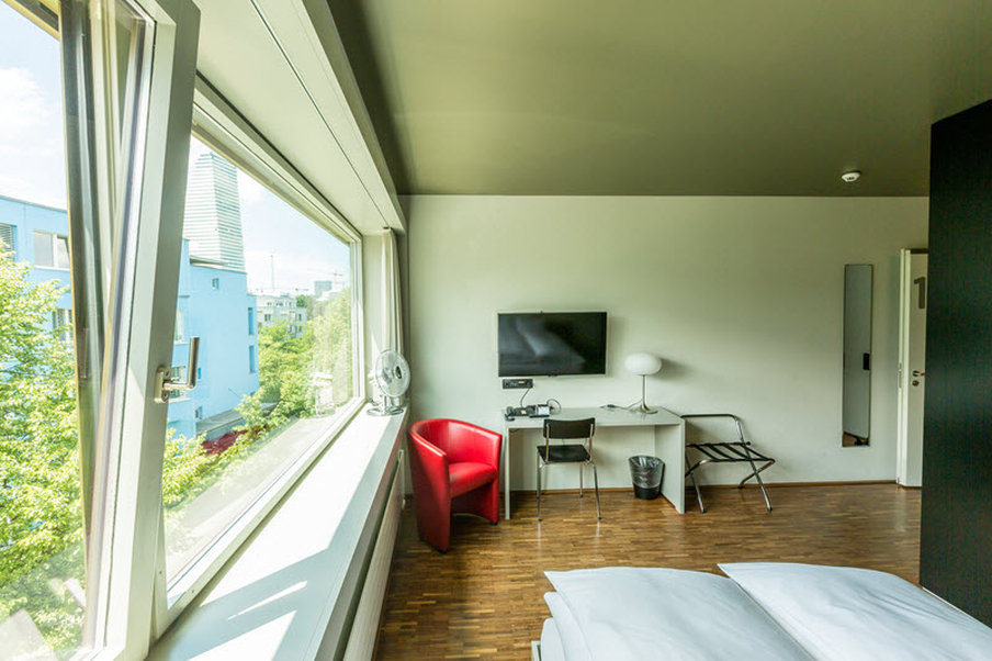 DASBREITEHOTEL 17/56