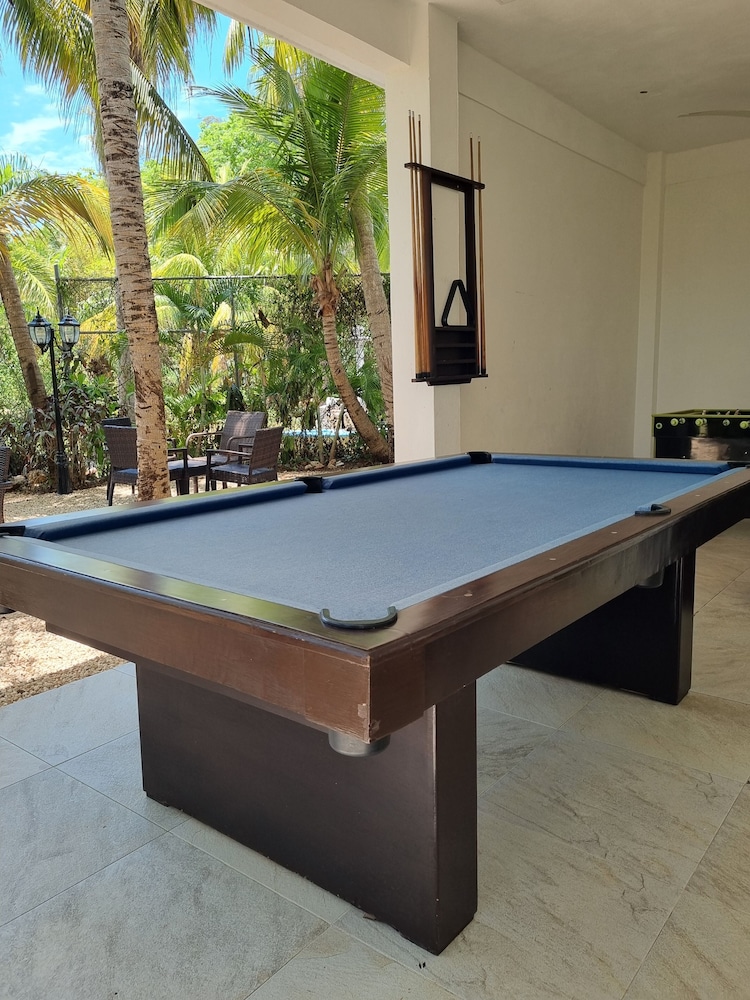 Laguna Suites Golf & Spa 7/50