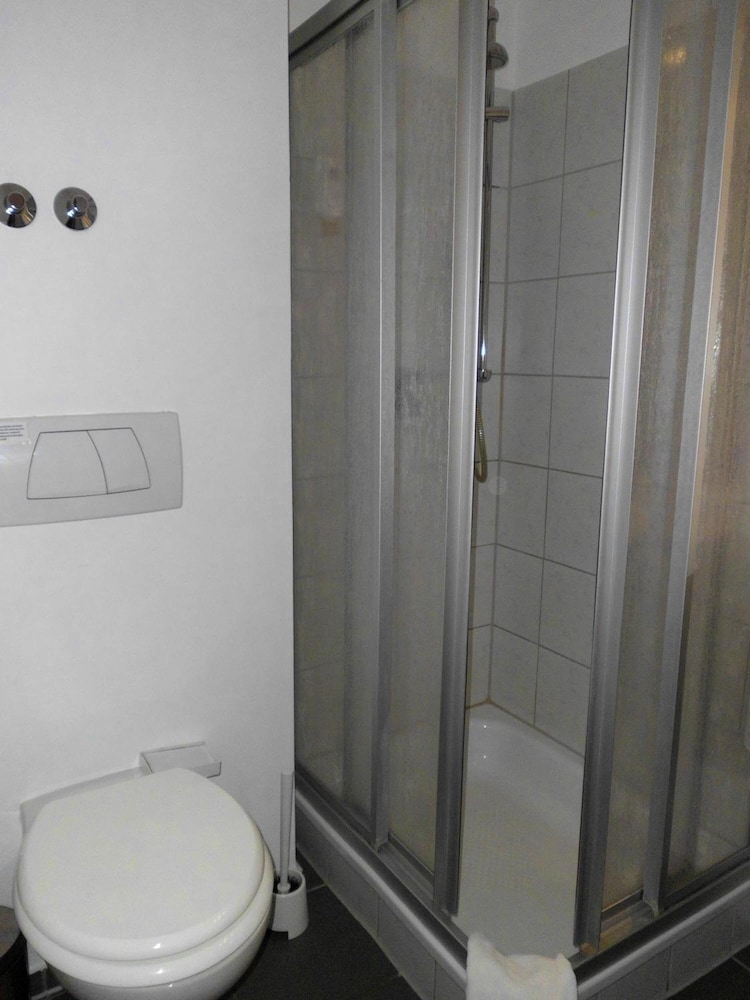Hotel Montana Lauenau 38/38