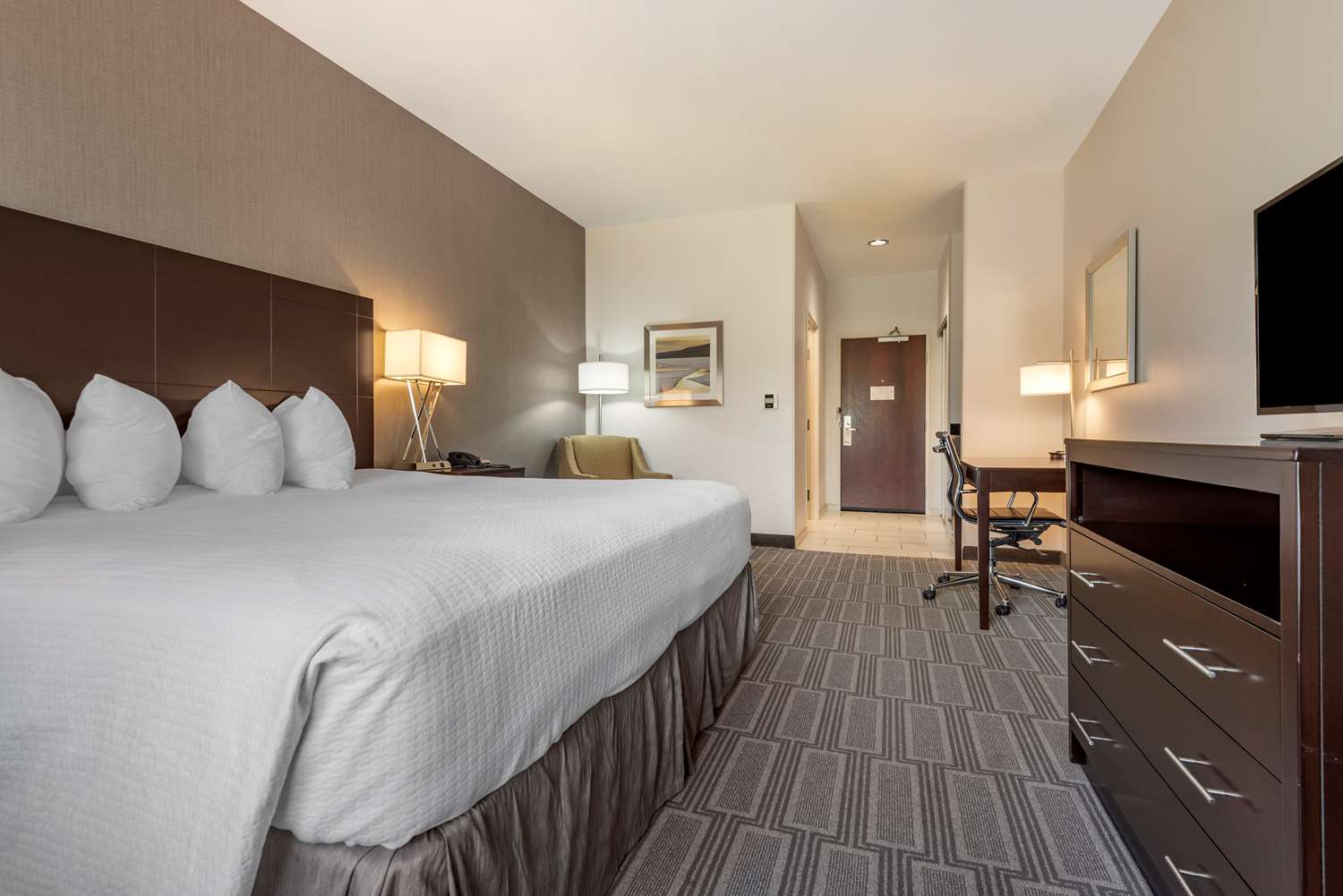 Best Western Plus The Hammondsport Hotel 9/51