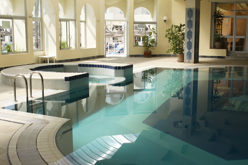 El Mehdi Beach Resort 39/84