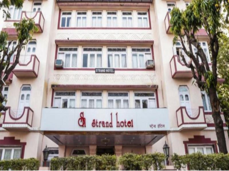 Strand Hotel 1/42