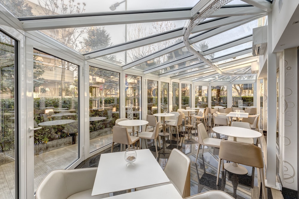 Hotel Feldberg Riccione 35/50