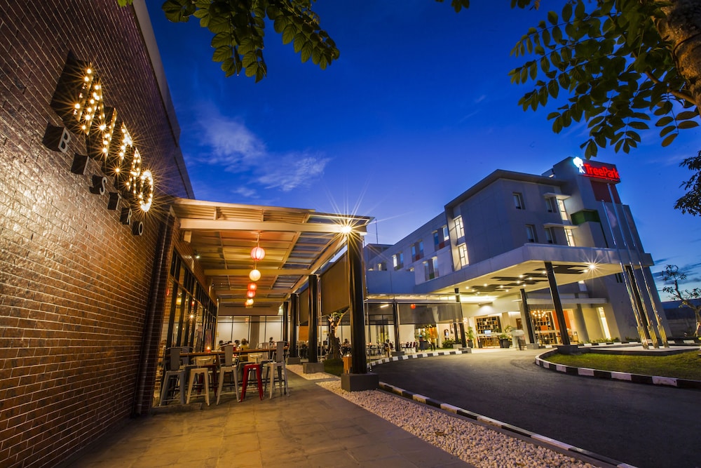 Treepark Hotel Banjarmasin photo4