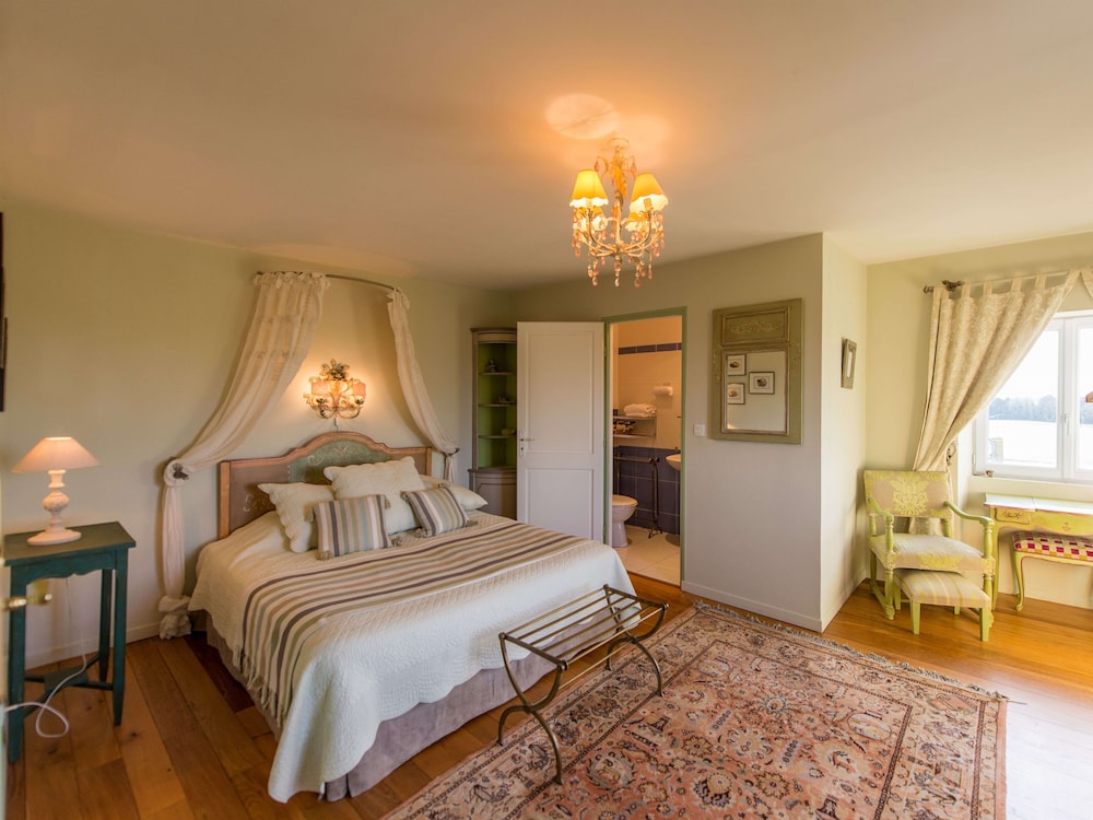 SUITE, SEA VIEW, PRIVATE BATHROOM