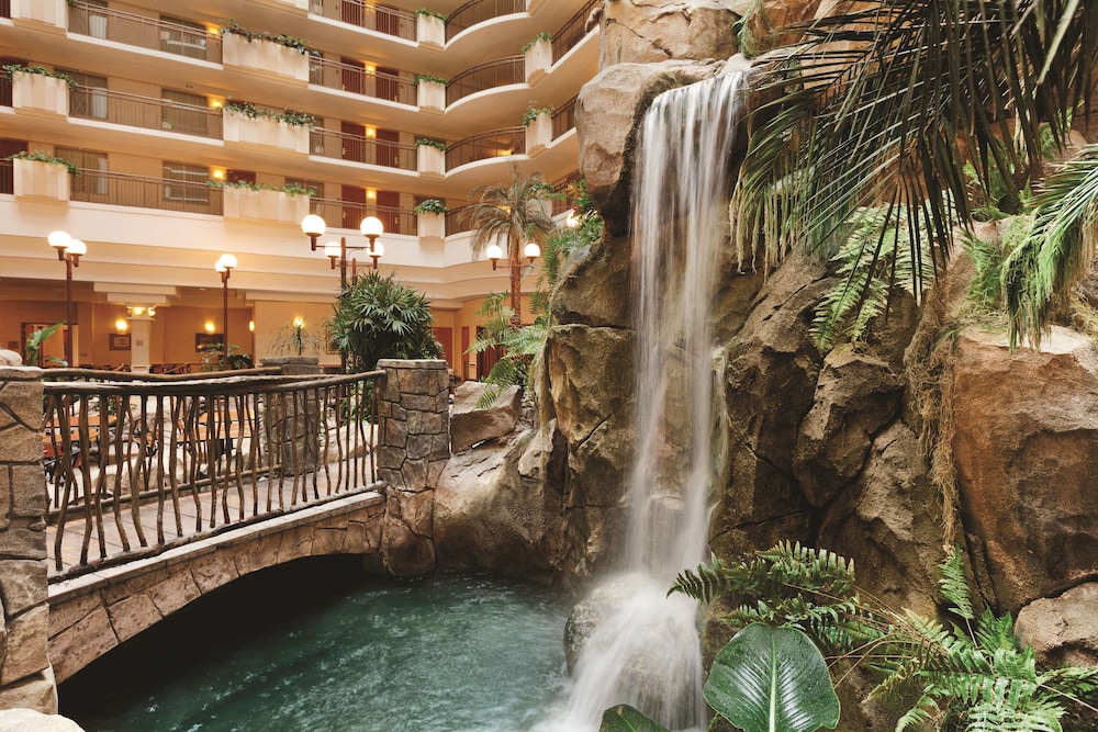 Embassy Suites By Hilton Anaheim South 12/51
