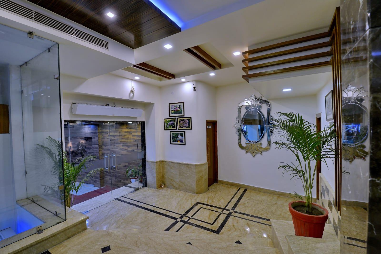 Hotel Mayur 11/20