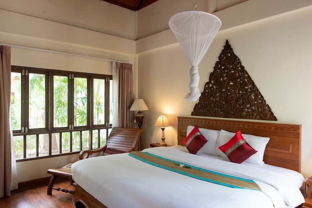 SUPERIOR VILLA