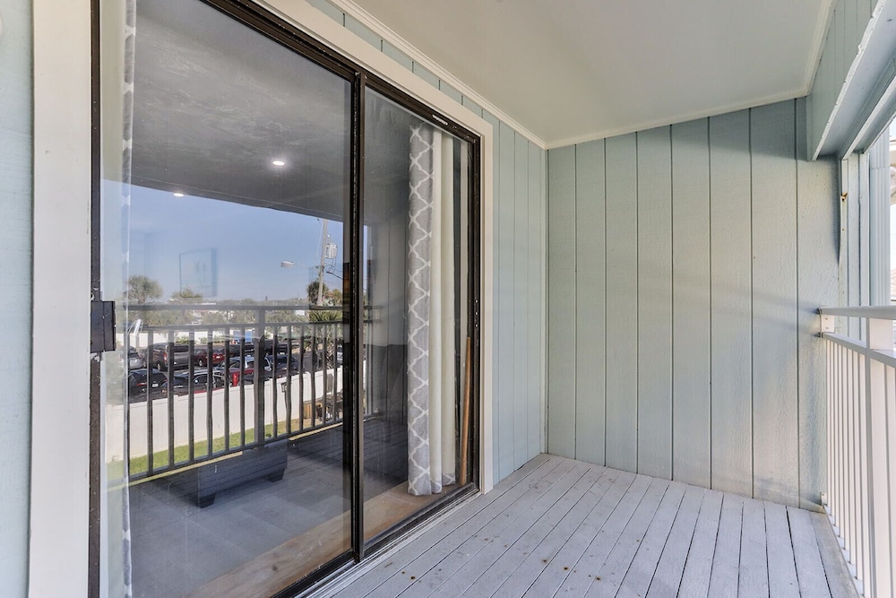 Coastal Waters Inn 49/74