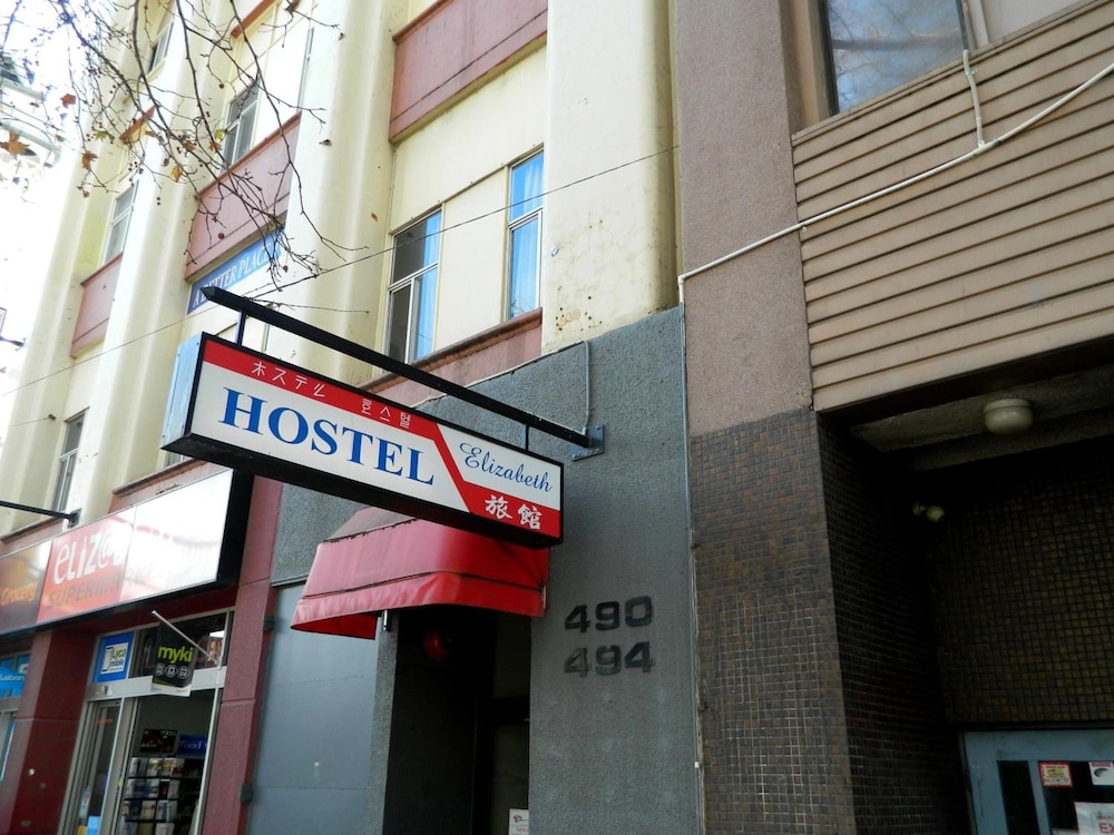 Elizabeth Hostel 2/62