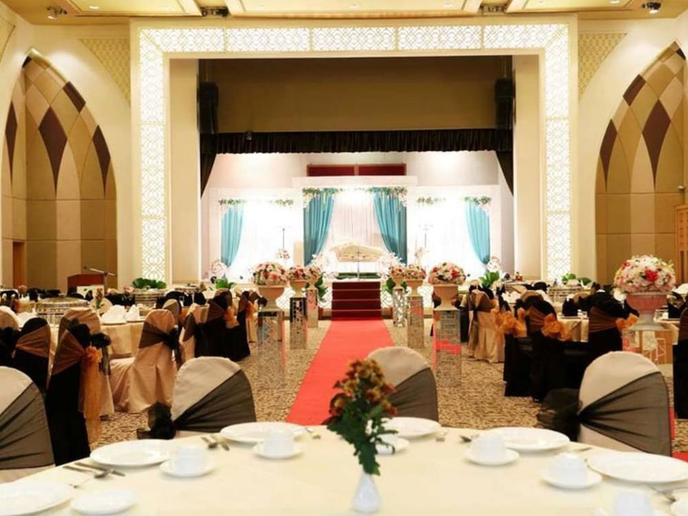 Raia Hotel Kota Kinabalu 42/45