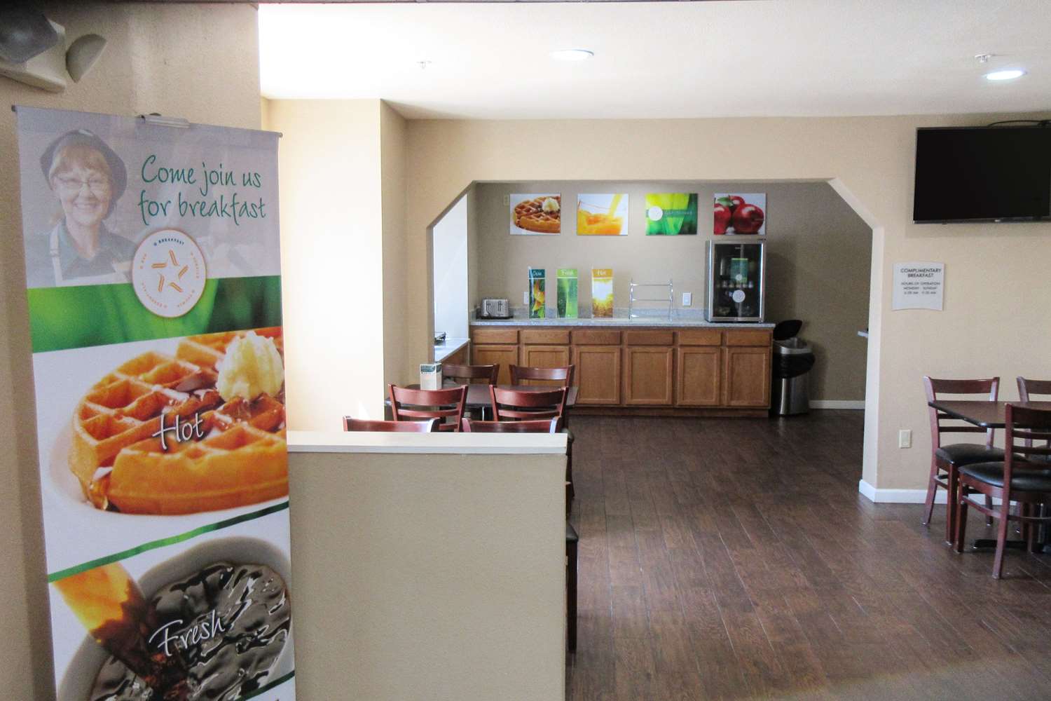 Quality Inn and Suites near NAS Fallon 4/30