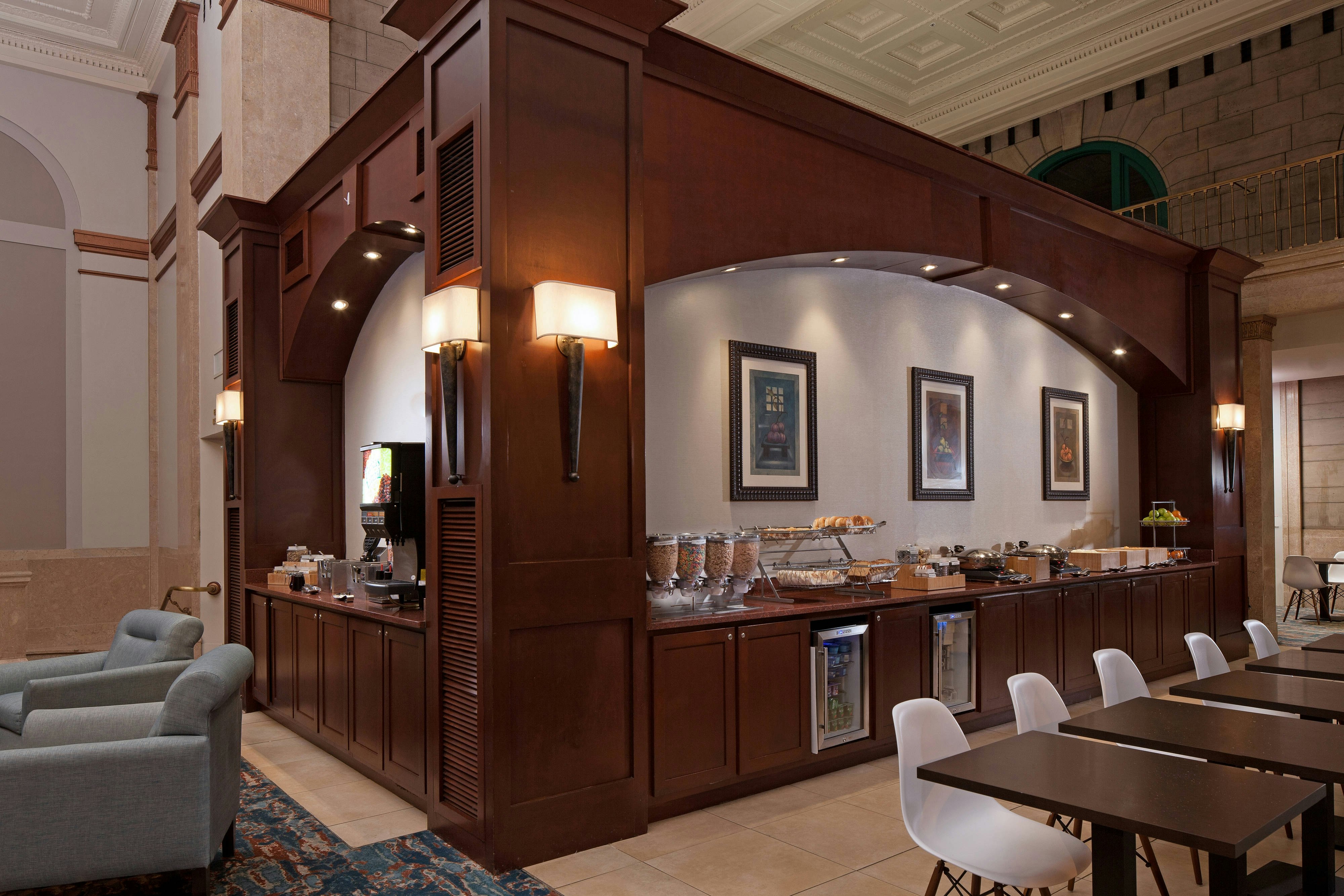 SPRINGHILL SUITES MARRIOTT BALTIMORE DOWNTOWN/INNER HARBOR 19/36
