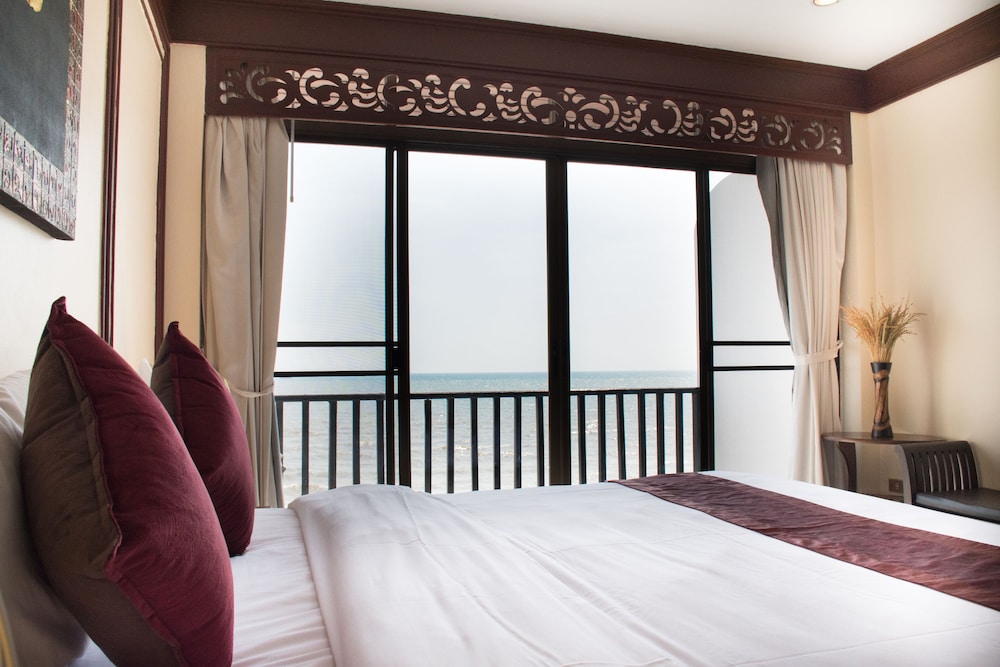 White Sand Beach Hotel Hua Hin 31/70