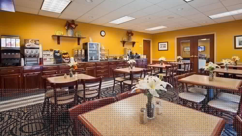Best Western The Inn At The Fairgrounds 41/54