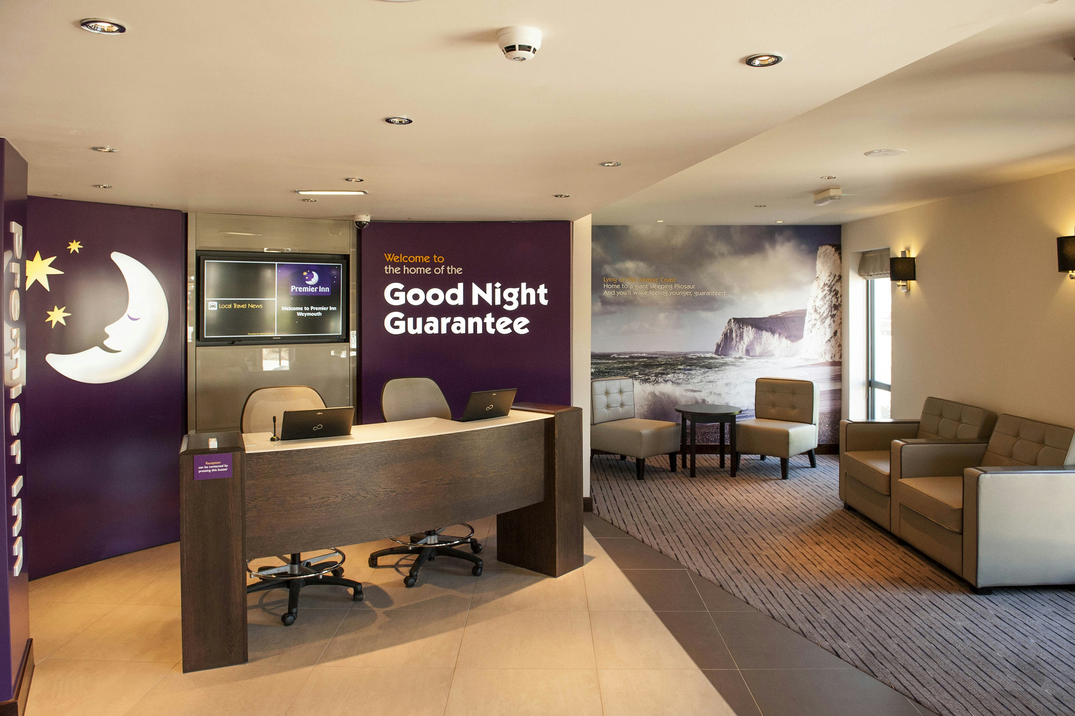 Premier Inn Weymouth 8/42