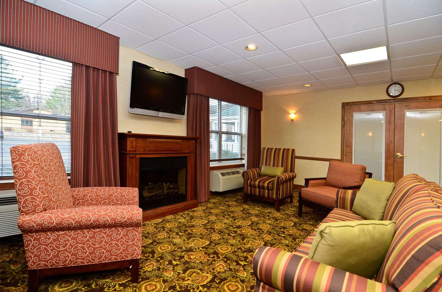 Country Inn and Suites by Radisson Stevens Point WI 12/21