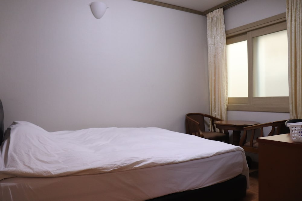 BASIC, DOUBLE BED