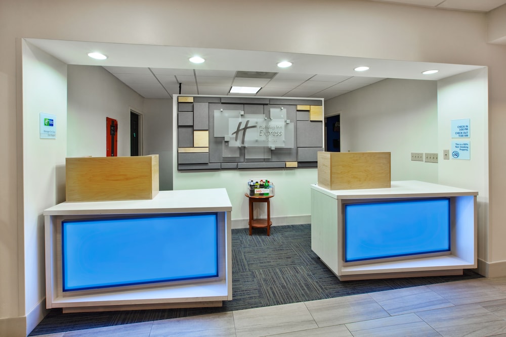 Holiday Inn Express & Suites Manchester-Conf Ctr(Tullahoma) 5/36