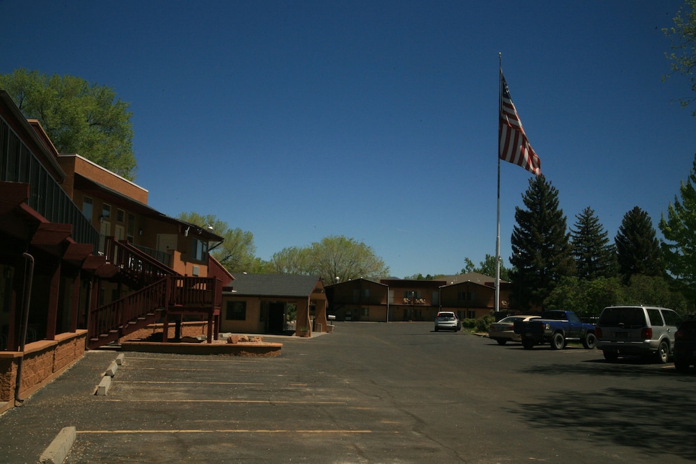 Econo Lodge Inn & Suites Montrose - Black Canyon Area 40/47
