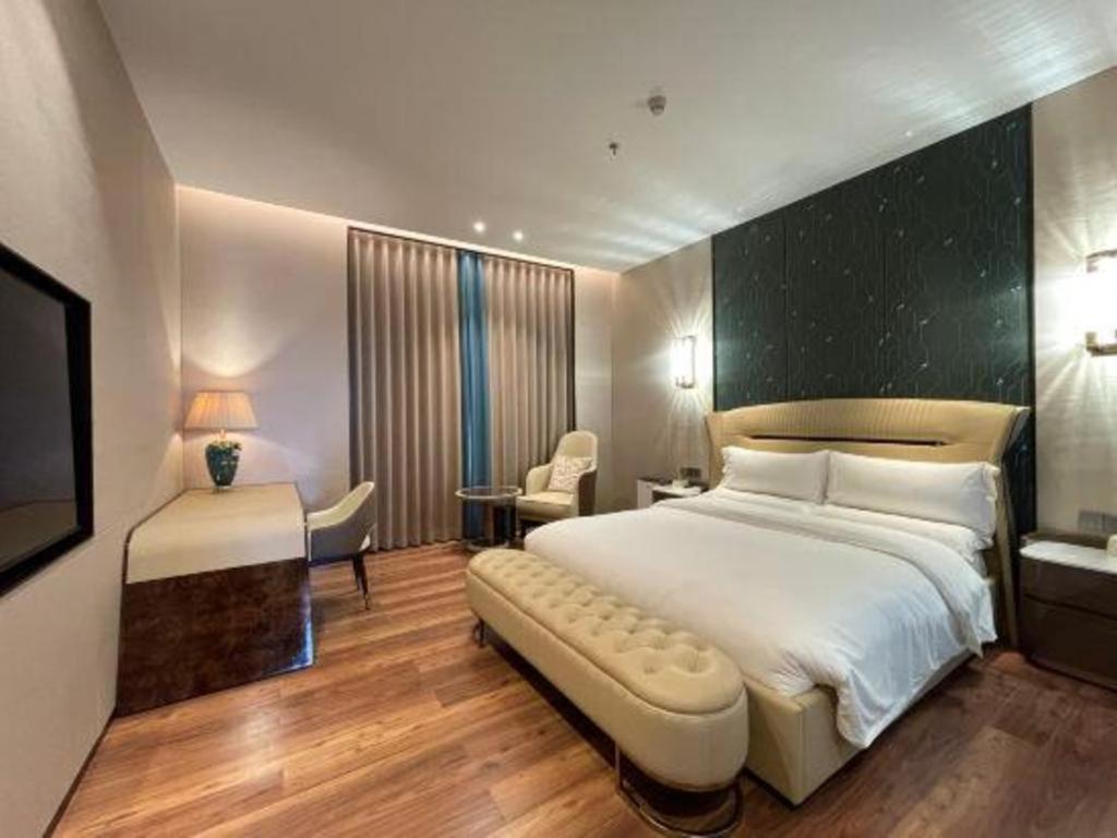 Chaozhou Hotel 17/49