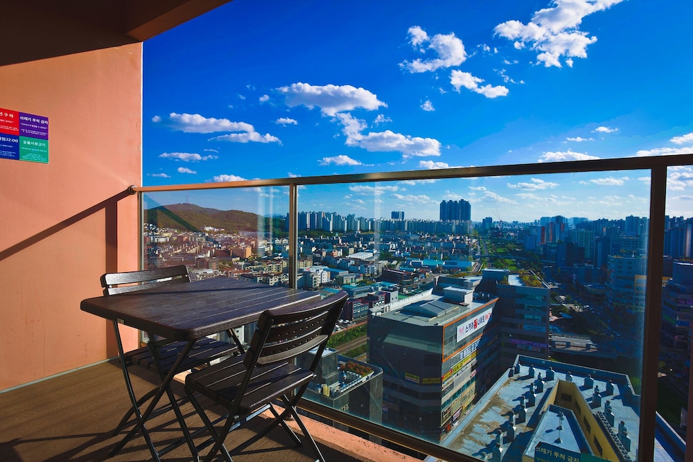 K Hills The Terrace 63/70