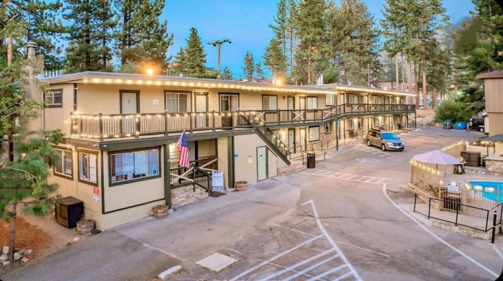 Mark Twain Lodge 57/74