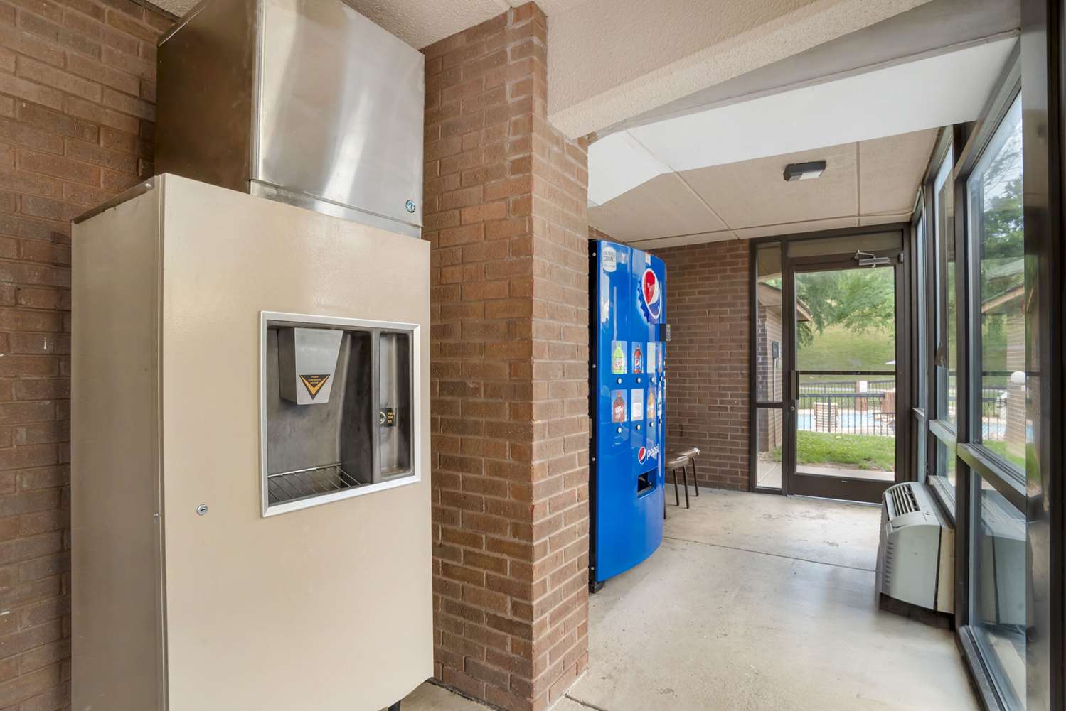 Quality Inn near Speedway 16/16