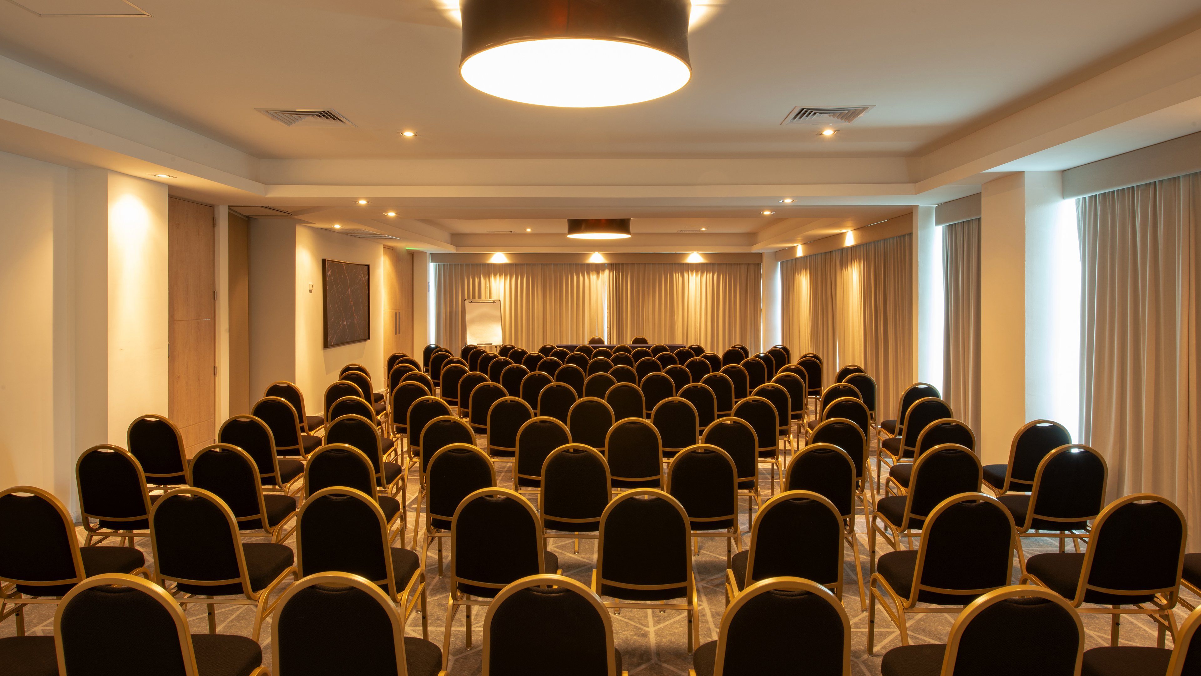 Holiday Inn and Suites Merida La Isla 29/34