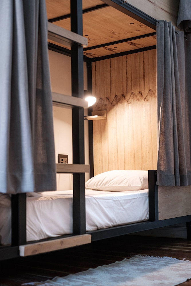 The Backpack - Hostel 9/17