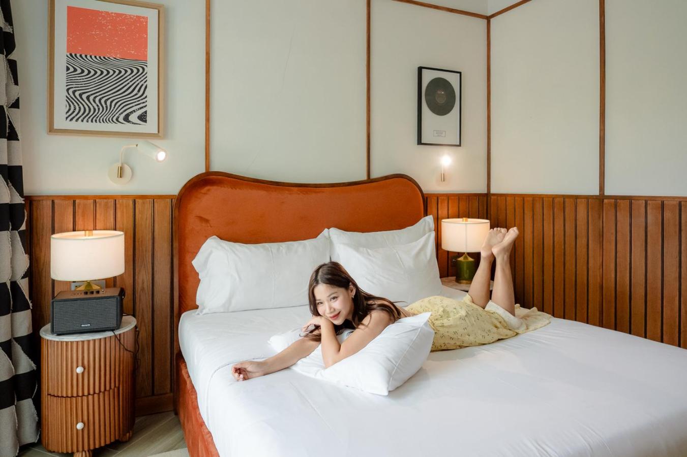 Family, King Bed, Bunk Bed, Pool Access
