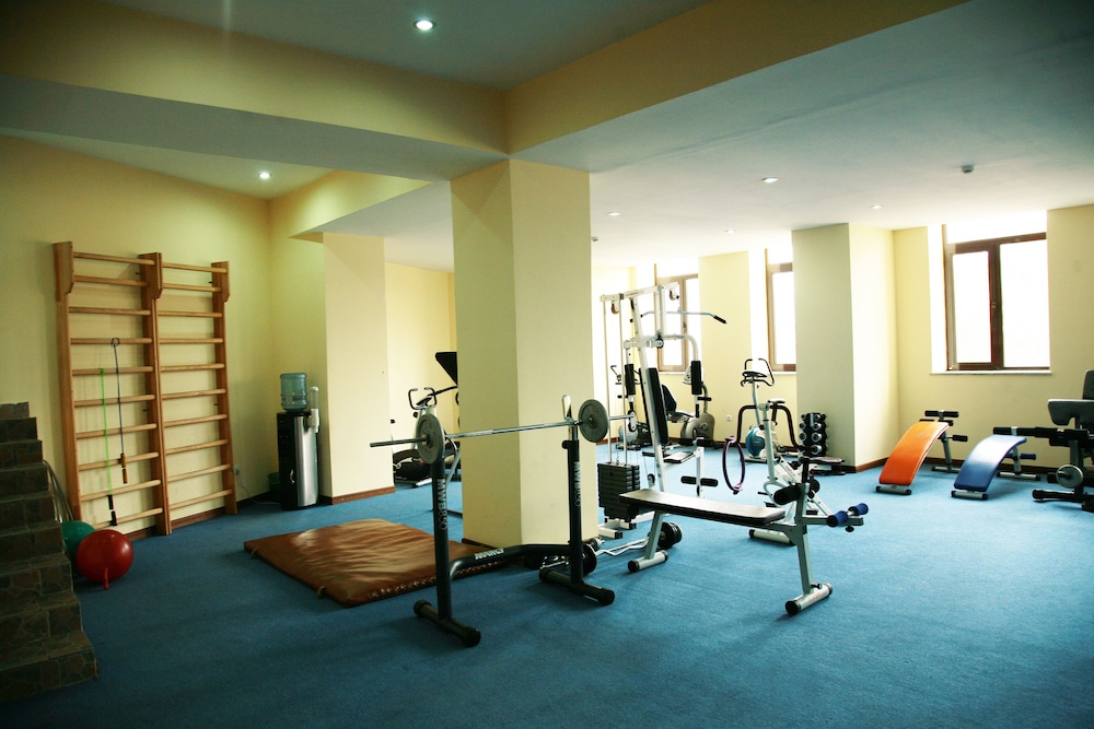 Ararat Hotel 31/50