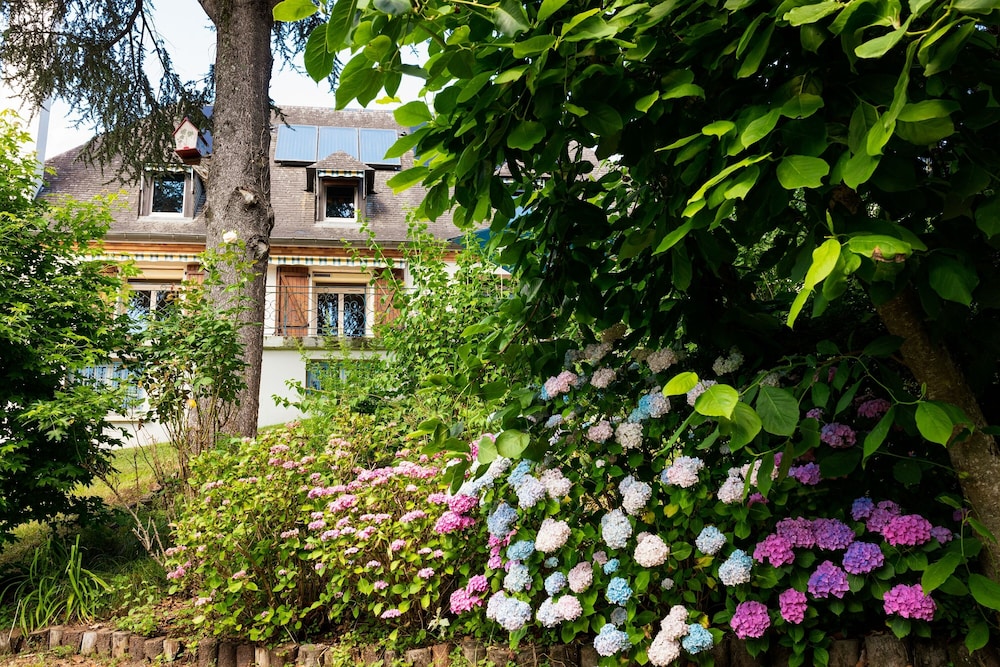 Chambres D'hôtes La Demeure Aux Pins 36/42