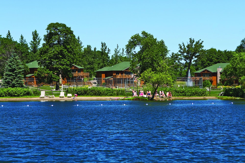 Arrowwood Resort And Conference Center 3/69