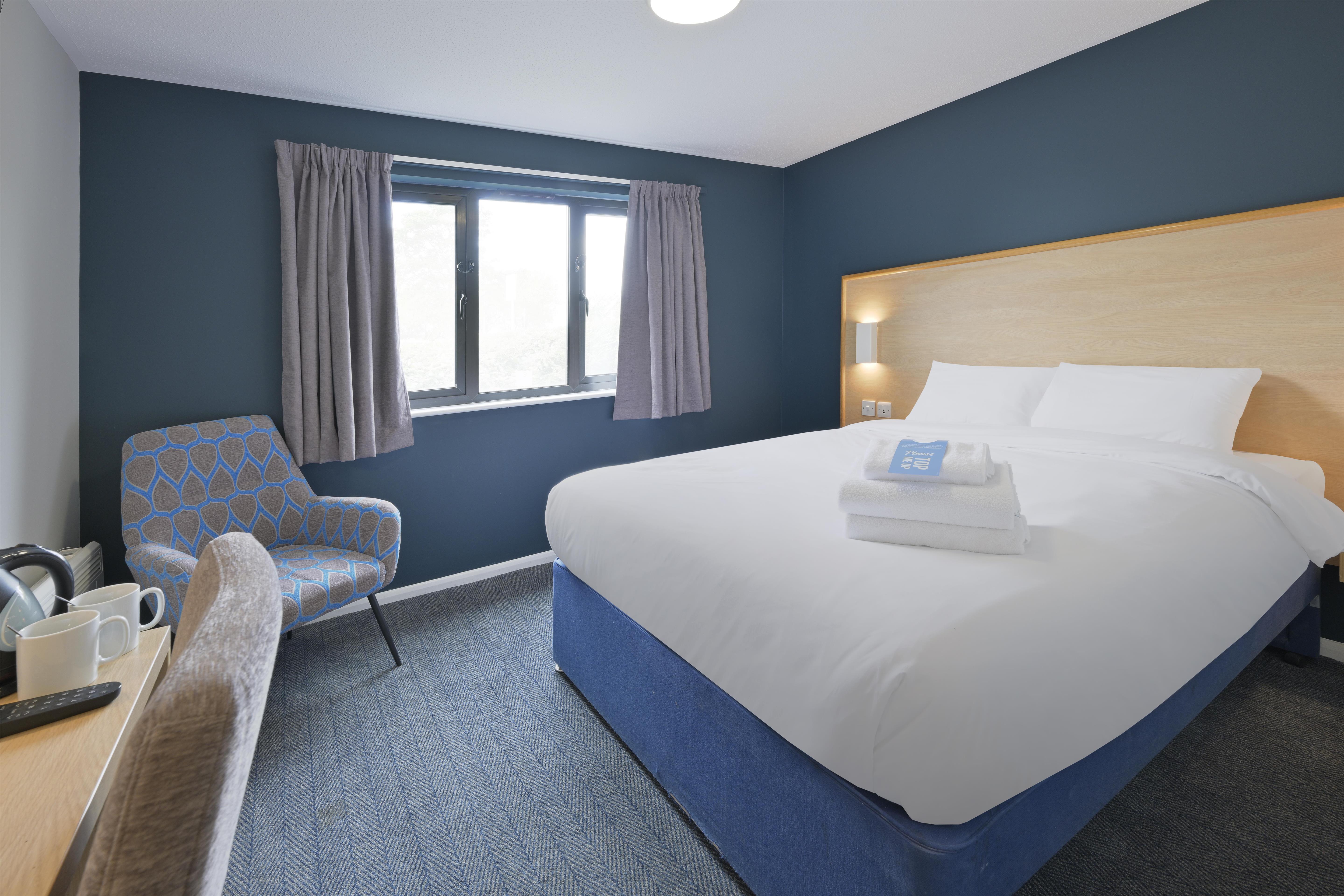 Travelodge Bristol Severn View M48 9/24